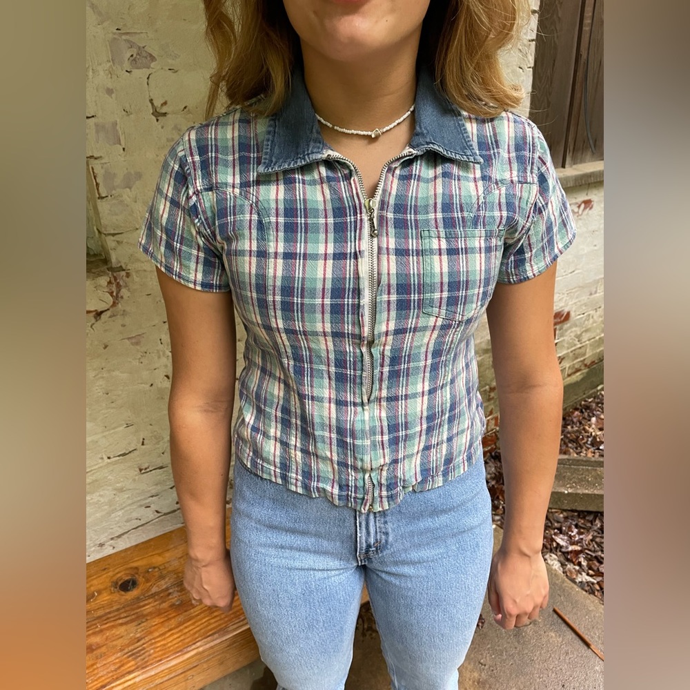 Vintage 90s zipper women’s plaid shirt size L